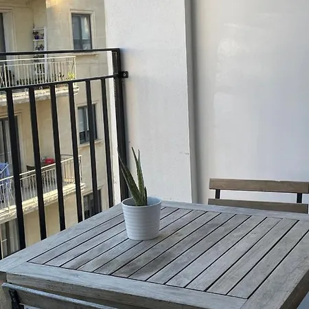 Spacious Seaview Apt, Steps From Valletta Ferry 슬리에마