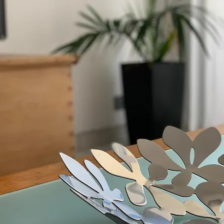 Spacious Seaview Apt, Steps From Valletta Ferry *