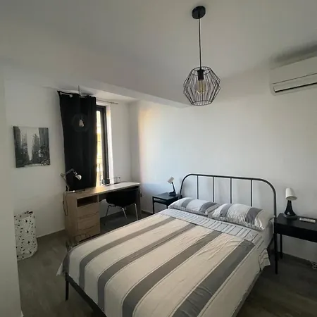 Spacious Seaview Apt, Steps From Valletta Ferry