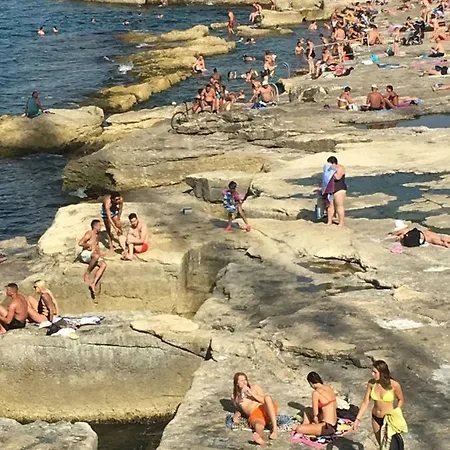 아파트 Spacious Seaview Apt, Steps From Valletta Ferry