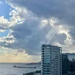 Spacious Seaview Apt, Steps From Valletta Ferry Διαμέρισμα *