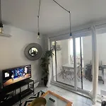 Spacious Seaview Apt, Steps From Valletta Ferry *