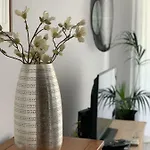 Spacious Seaview Apt, Steps From Valletta Ferry Διαμέρισμα