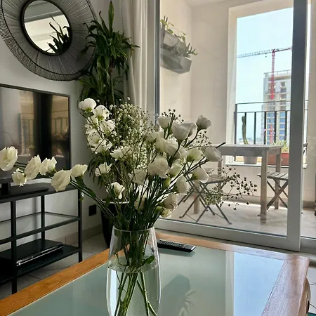 公寓 Spacious Seaview Apt, Steps From Valletta Ferry *