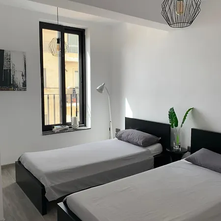 公寓 Spacious Seaview Apt, Steps From Valletta Ferry *