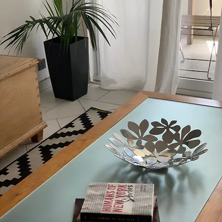 Spacious Seaview Apt, Steps From Valletta Ferry *