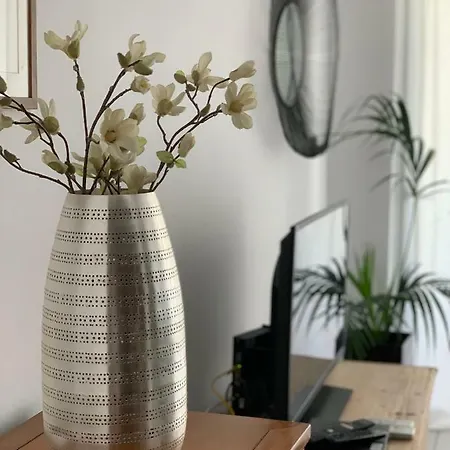 Spacious Seaview Apt, Steps From Valletta Ferry Διαμέρισμα