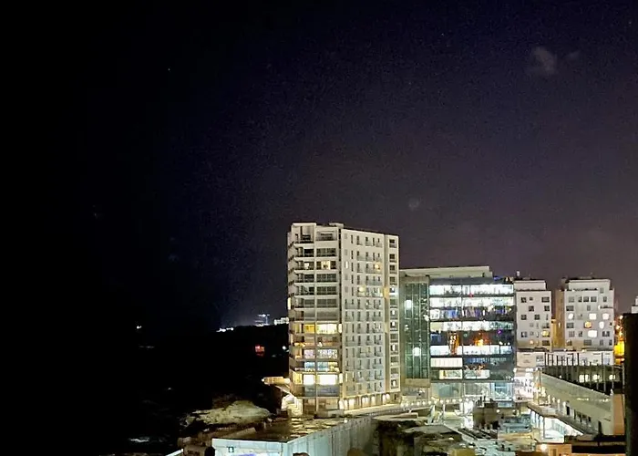 Spacious Seaview Apt, Steps From Valletta Ferry * 斯利马